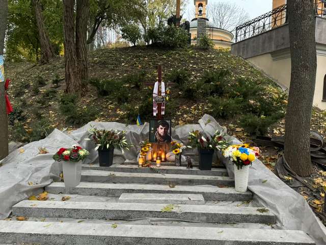 Пам'ятник Дмитру Коцюбайлу у Києві — яким він має бути?_1