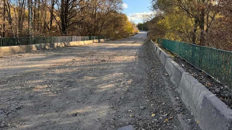 Дорожні служби Полтавщини забули відремонтувати міст між Чорнухами й Лубнами