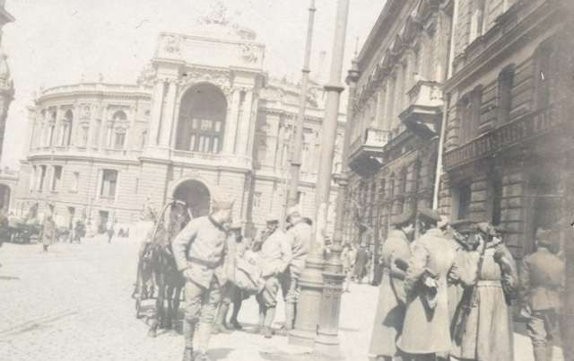 Іноземні легіони на вулицях Одеси. Весна 1919 року.