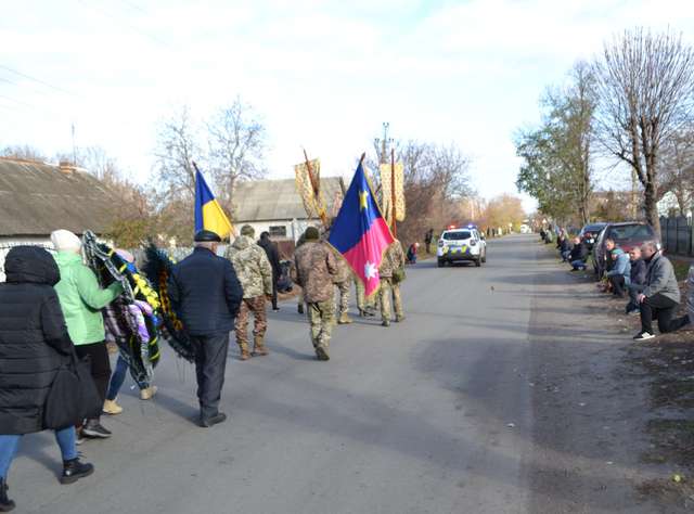 Білицька громада зустріла захисника України Леоніда Агафонова «на щиті»_7
