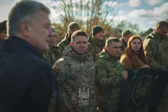 Справжні друзі виявляються лише в скрутні часи, в часи випробувань_5
