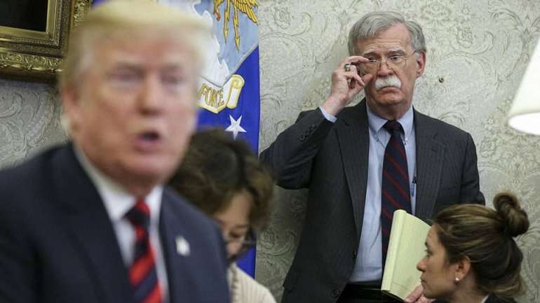 Ексрадник Трампа: чом би Швейцарії не приєднатися до НАТО?