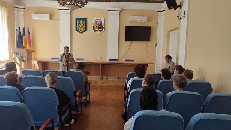 Мертві чиновницькі душі Диканьки дорого обходяться платникам податків