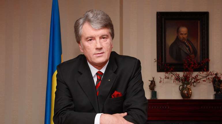 Розвідка США підтвердила, що Віктора Ющенка у 2004 році отруїли росіяни, - Bloomberg