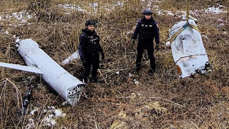 Російські окупанти застосовують ракети із касетними боєголовками