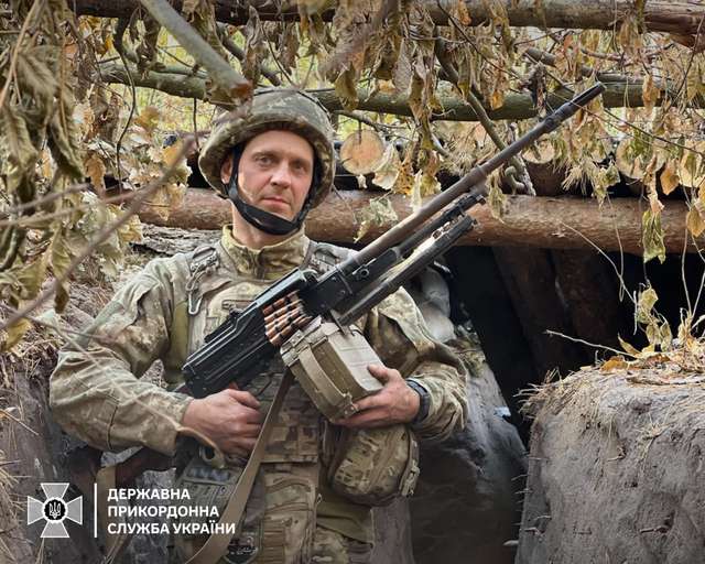 Бригада прикордонників «Гарт» тримає вщент знищені позиції у Вовчанську_1