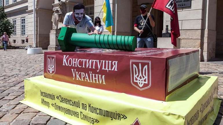Чергове «покращення» від блазня