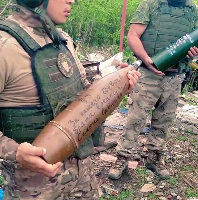 Окупанти обстрілюють Україну китайськими снарядами_5