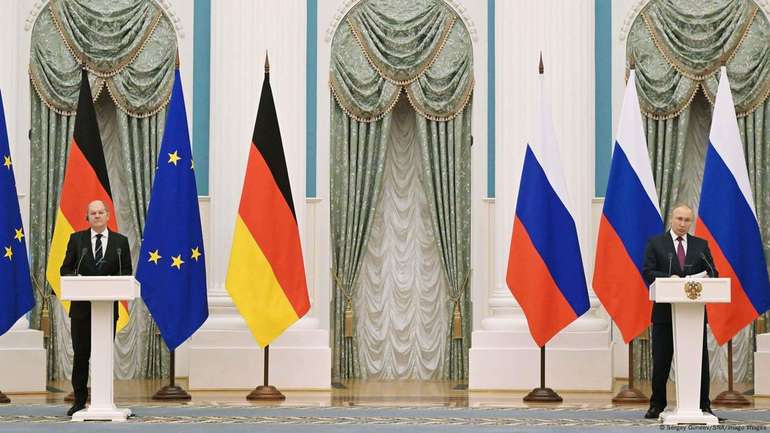 Лідерка партії Шольца висловилася за продовження переговорів канцлера з путіним