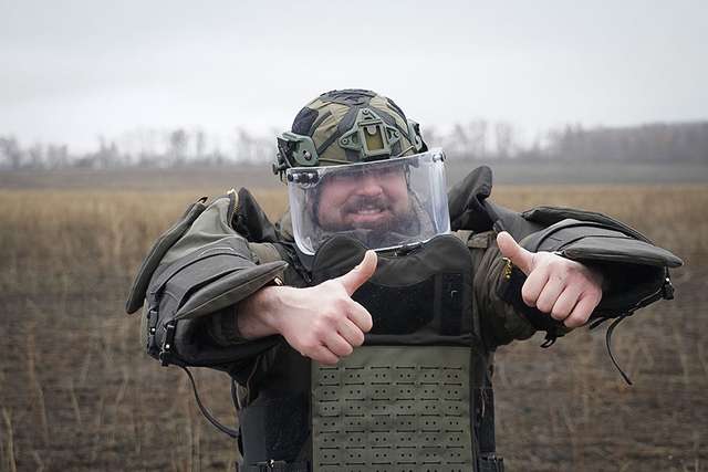 Нацгвардійці очищують Харківщину від російських мін, снарядів, бомб і ракет_1