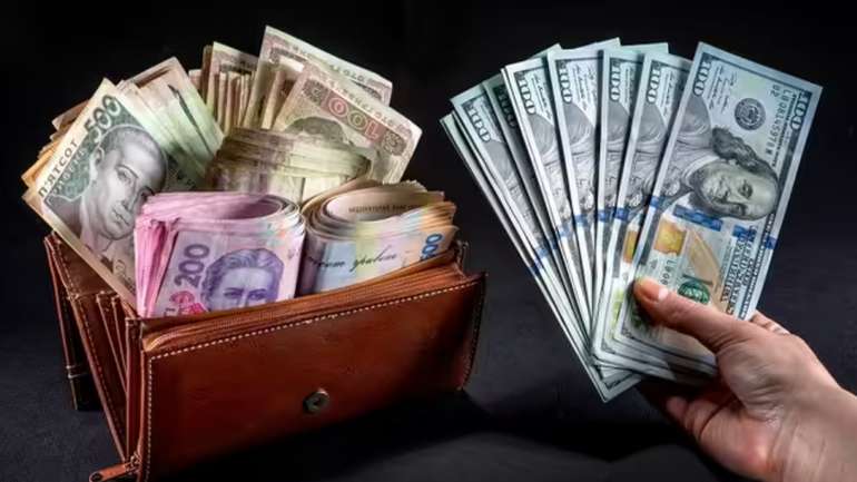 Середня зарплата українських держслужбовців зросла до 62 тис. ₴