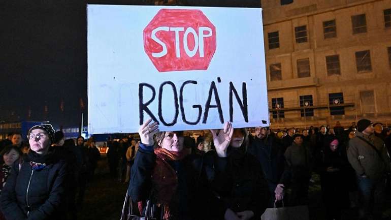 Уряд США запровадив санкції проти поплічника Орбана