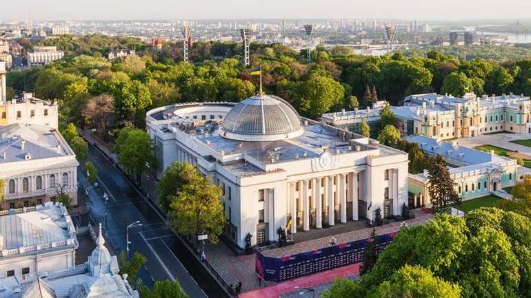 У Раді побільшало «прогульників» та депутатів, які не голосують — дослідження