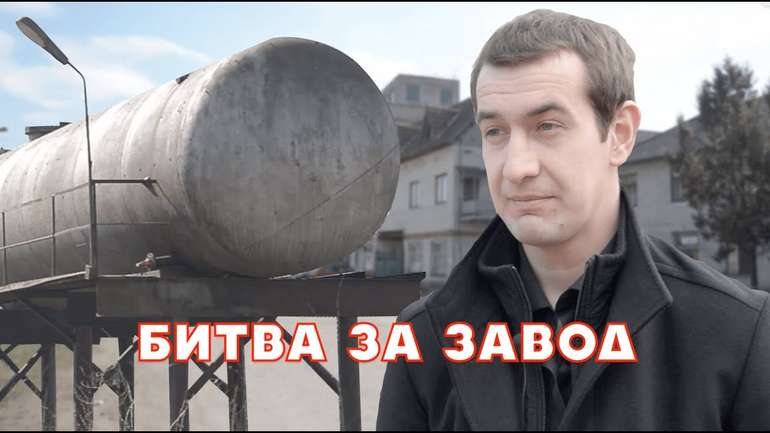 Як Пупс Українців на патріотизмі розводив