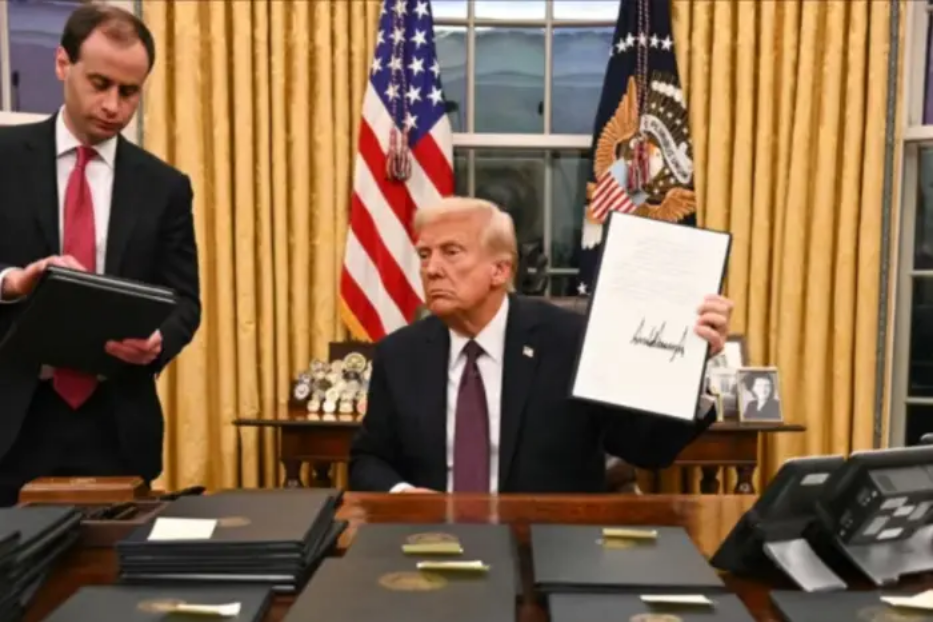 Перші кроки Трампа на посаді президента