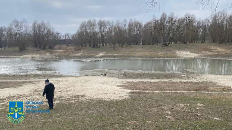 Столичного посадовця судитимуть за знищення озера і розтрату коштів