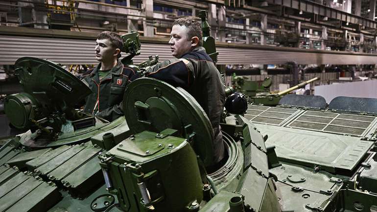 Дев’ять європейських компаній викрили на постачанні обладнання для військової техніки до росії