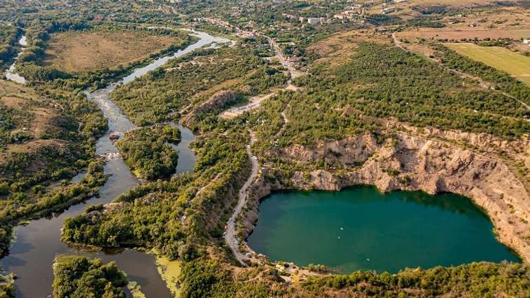 Радонове озеро і Геродотовий Гіпаніс