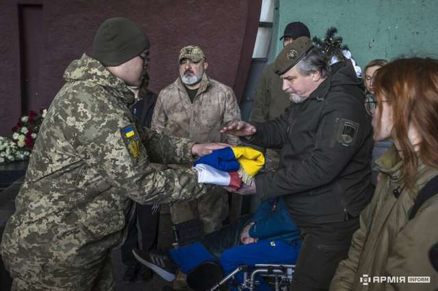 У Києві попрощалися із білоруською снайперкою Марією Зайцавою_1
