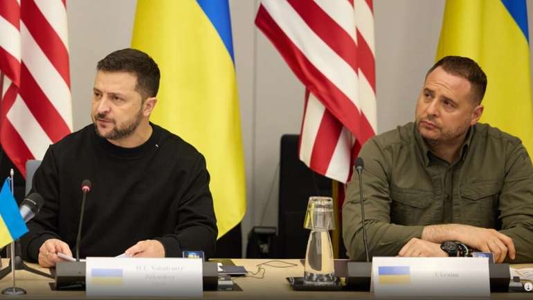 Зеленський вимагає гроші на вибори