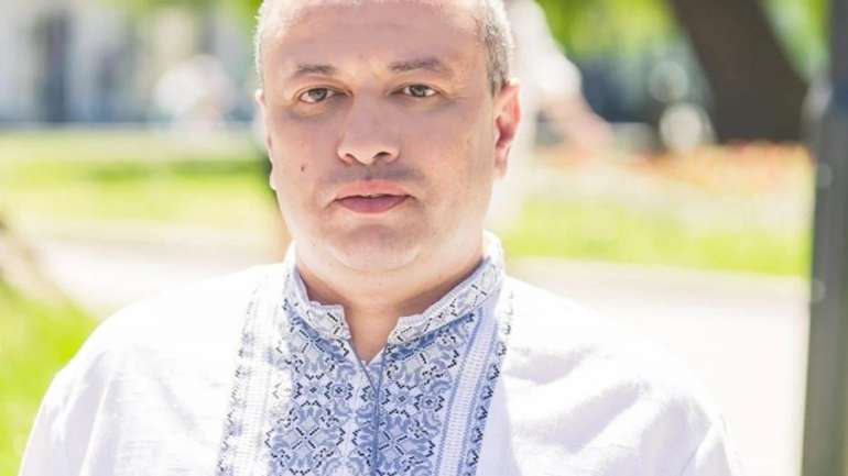 Володимир Дзерин