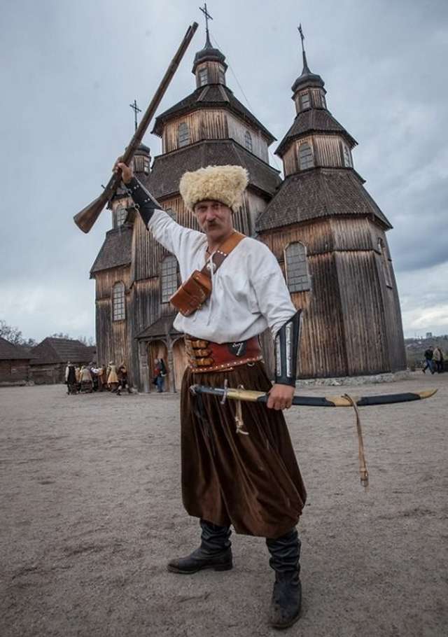 Українці здатні гідно відповісти на виклики долі_1