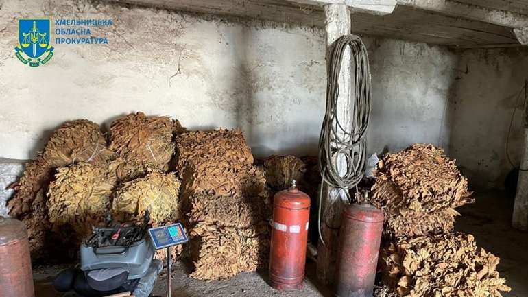 Правоохоронці викрили нелегальну тютюнову мануфактуру на Поділлі