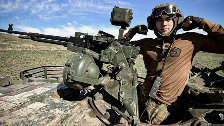 Українець вирвався з окупації, щоби стати до лав танкових військ ЗСУ