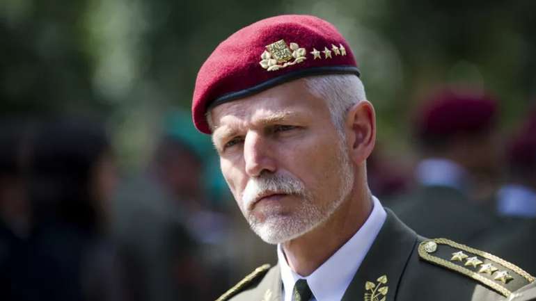 Потрібно готуватись до сценарію, що Європа залишиться сама, - Петр Павел