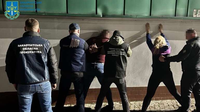 $8 000 з рила і ви без проблем в Угорщині