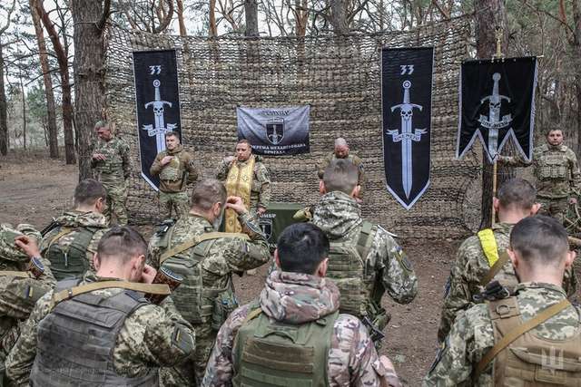 Без страху: на передовій відбулося заприсяження мечоносців 33-ї ОМБр_5