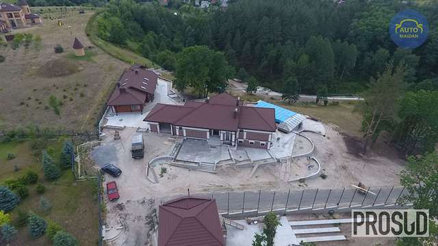 Посадовець Офісу генпрокурора Петров задекларував готівкою 10 млн гривень_1