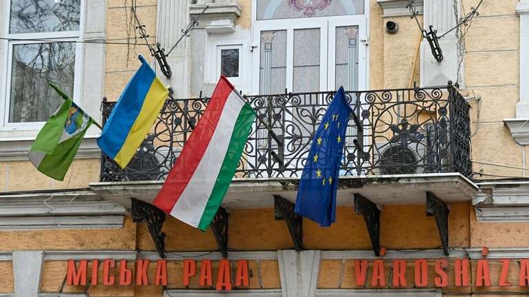 України слід реорганізувати Берегівський район у Виноградівський