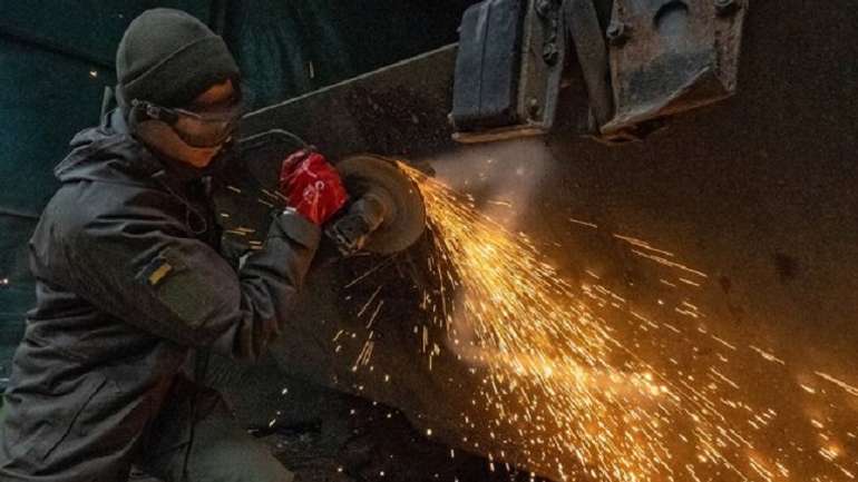 «Іржавий пасок» РФ: депресивний тил рятує ошалілий фронт