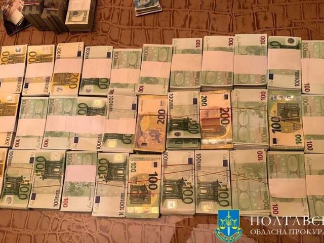 П'ятеро кременчуківців постануть перед судом за збут контрабандних наркотиків_1