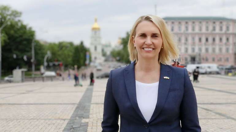 Бріджит Брінк наслідувала принципи й цінності свого батька-прокурора