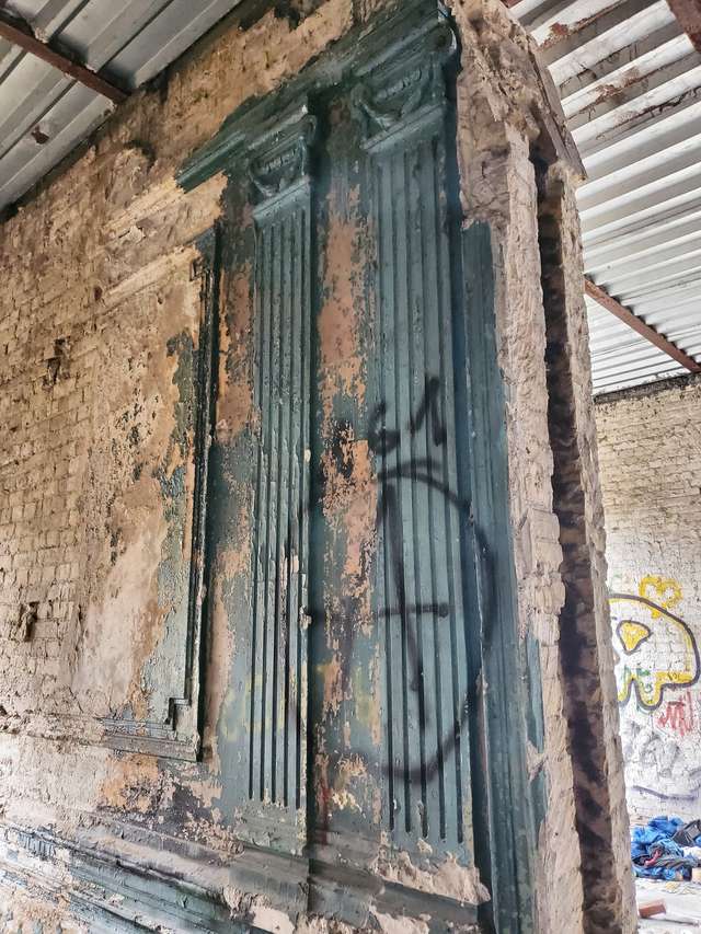 Забудовники платять паліям за знищення архітектури пам'яток Києва_3