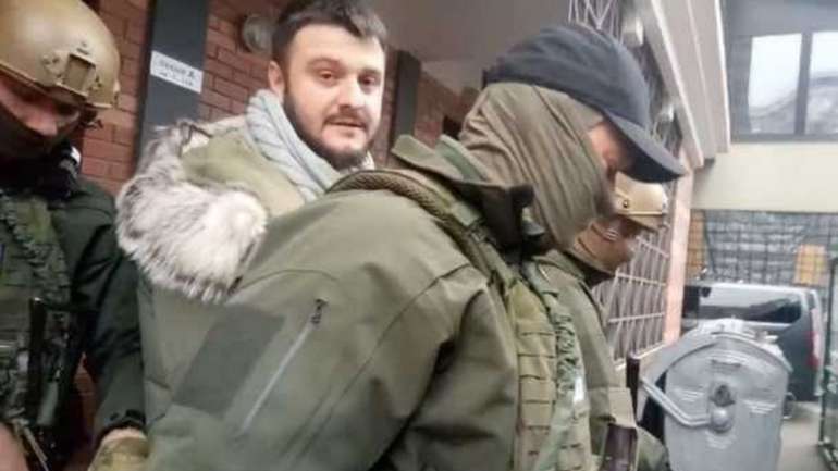 «Like maggots»(с)