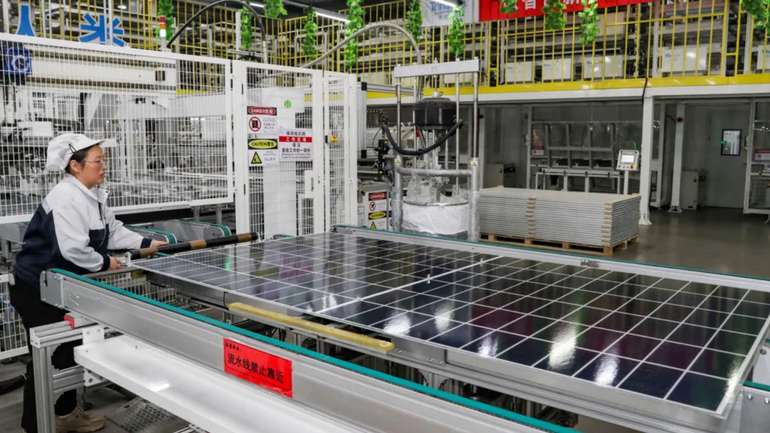 США анонсували мита до 3521% на сонячні панелі з країн Азії