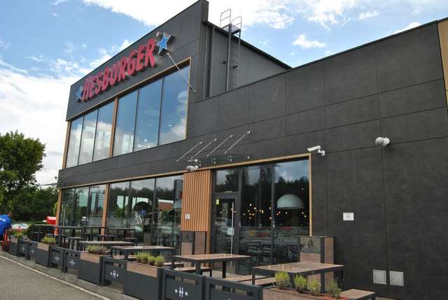 Фінський «Hesburger» вкладає мільйони у відновлення України_1