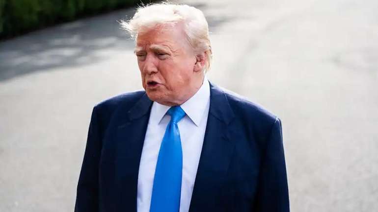 Замість глобального лідерства — політичне шоу