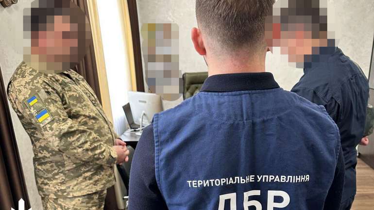 ДБР затримало заступника ректора Національної академії ДПСУ