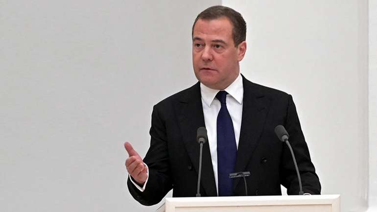 Медведєв відреагував на зустріч Коаліції охочих у Києві