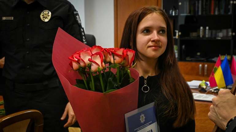 Запорізька школярка здала ворожих вербувальників правоохоронцям