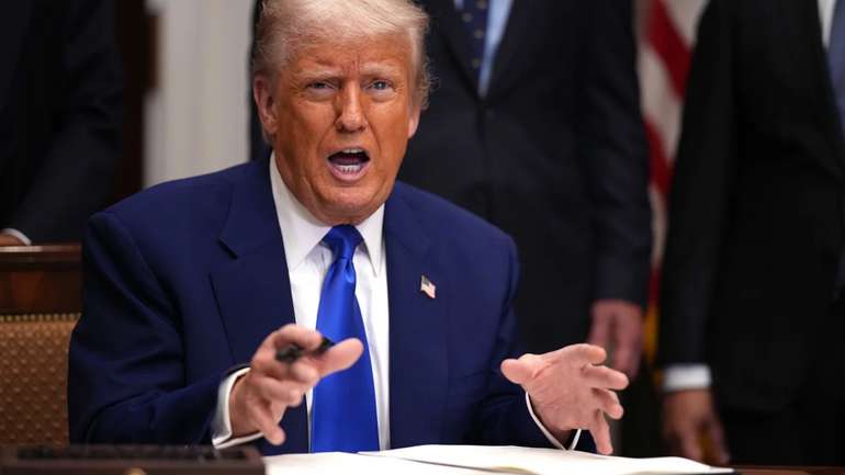 Трамп: У переговорах нічого не зрушиться, поки ми не зустрінемося з путіним