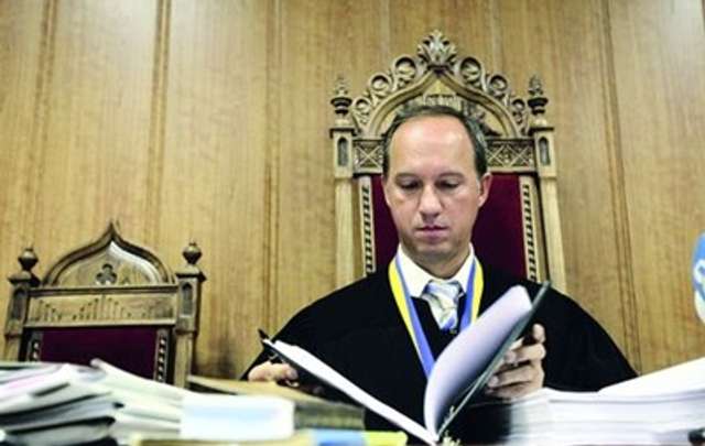 Маселко провів Бачуна у відставку. Символічно_1