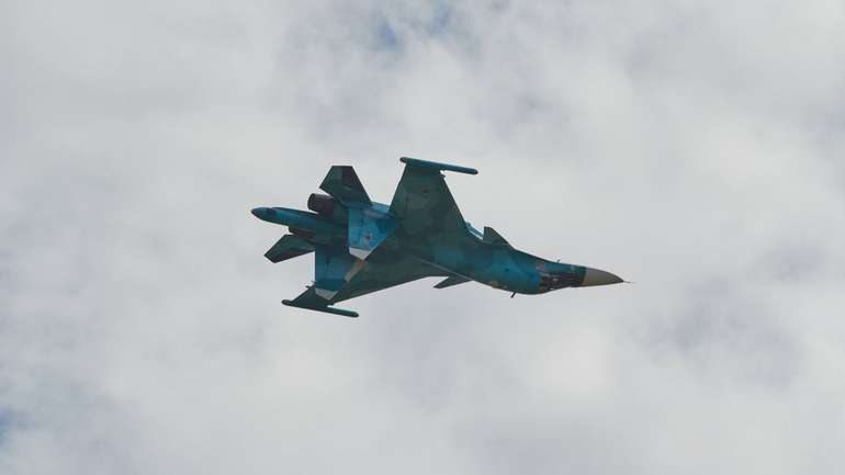 Військові літаки рф могли порушити повітряний простір Фінляндії та Польщі