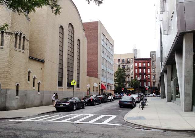 Taras Shevchenko Place, Нью-Йорк, США