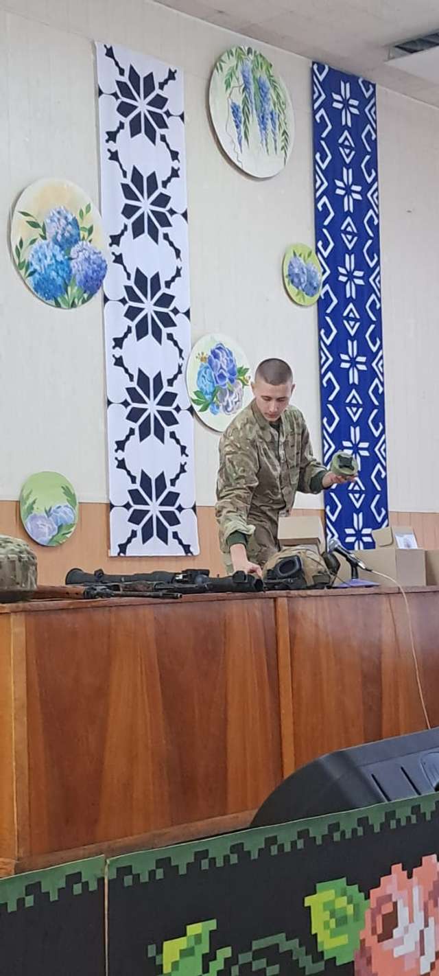 Обізнаний — означає озброєний_3