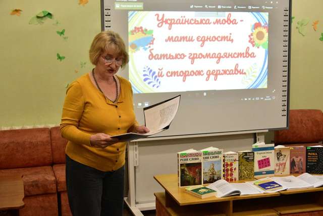 Полтавські бібліотекарі навертають юнацтво не лише до читання, а й до творчості_5